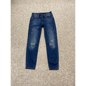5/27 Judy Blue Distressed Relaxed Fit Style Skinny
